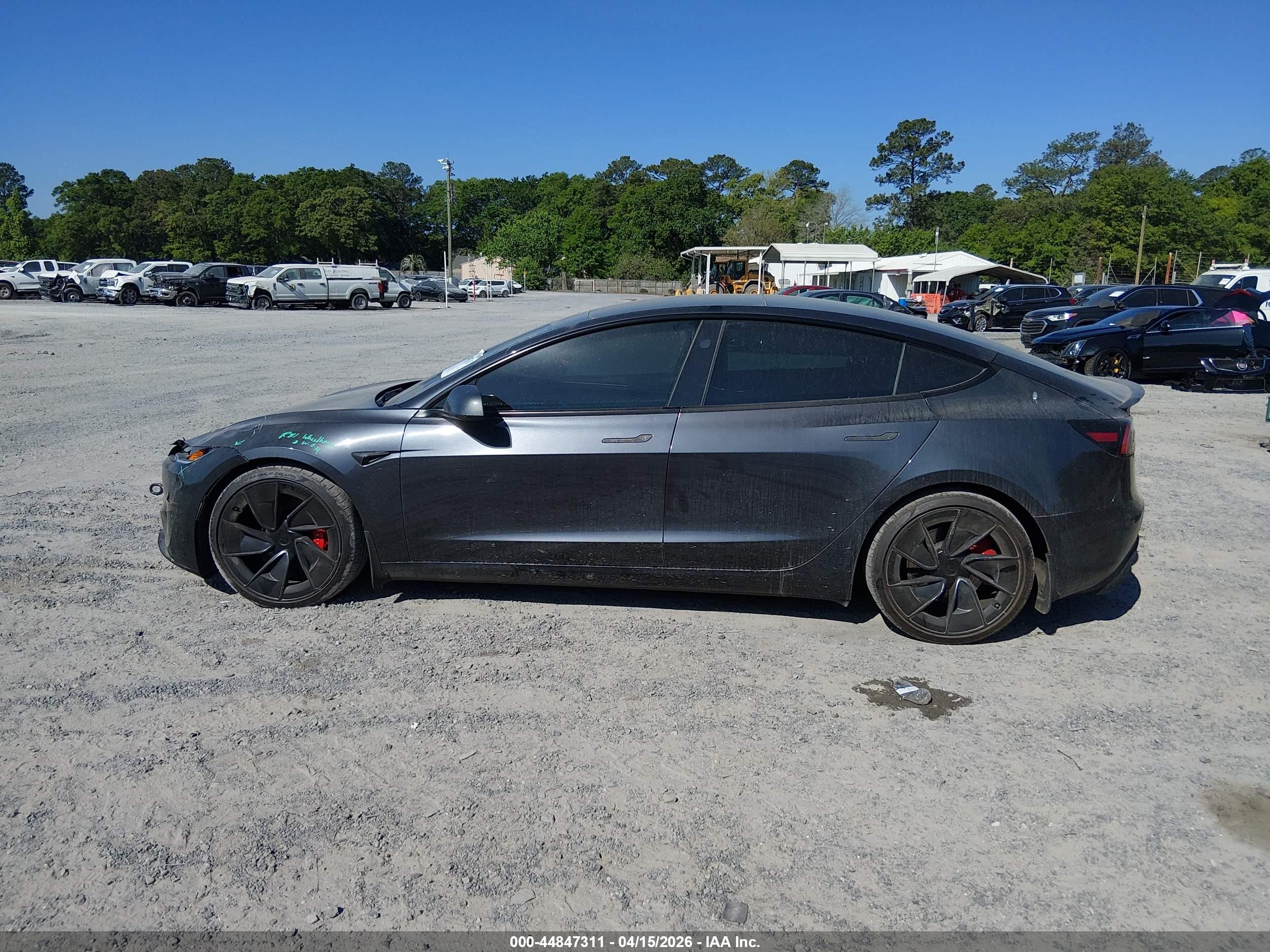 2024 TESLA MODEL 3