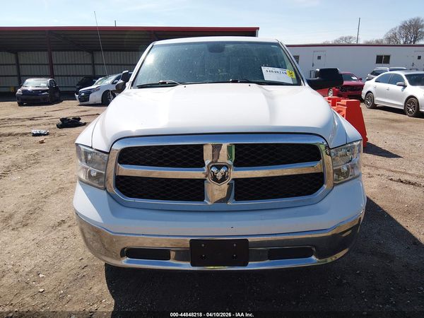 2023 RAM 1500 CLASSIC SLT  4X4 5'7 BOX