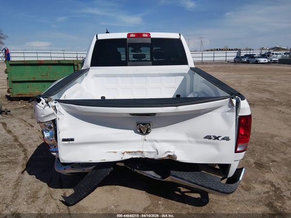 2023 RAM 1500 CLASSIC SLT  4X4 5'7 BOX
