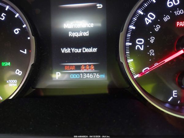 2020 TOYOTA RAV4 XLE