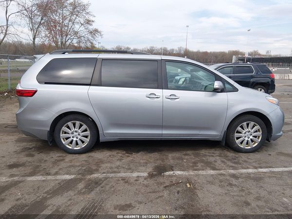 2017 TOYOTA SIENNA — I116