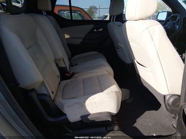 2023 CHEVROLET TRAVERSE FWD LS — I8