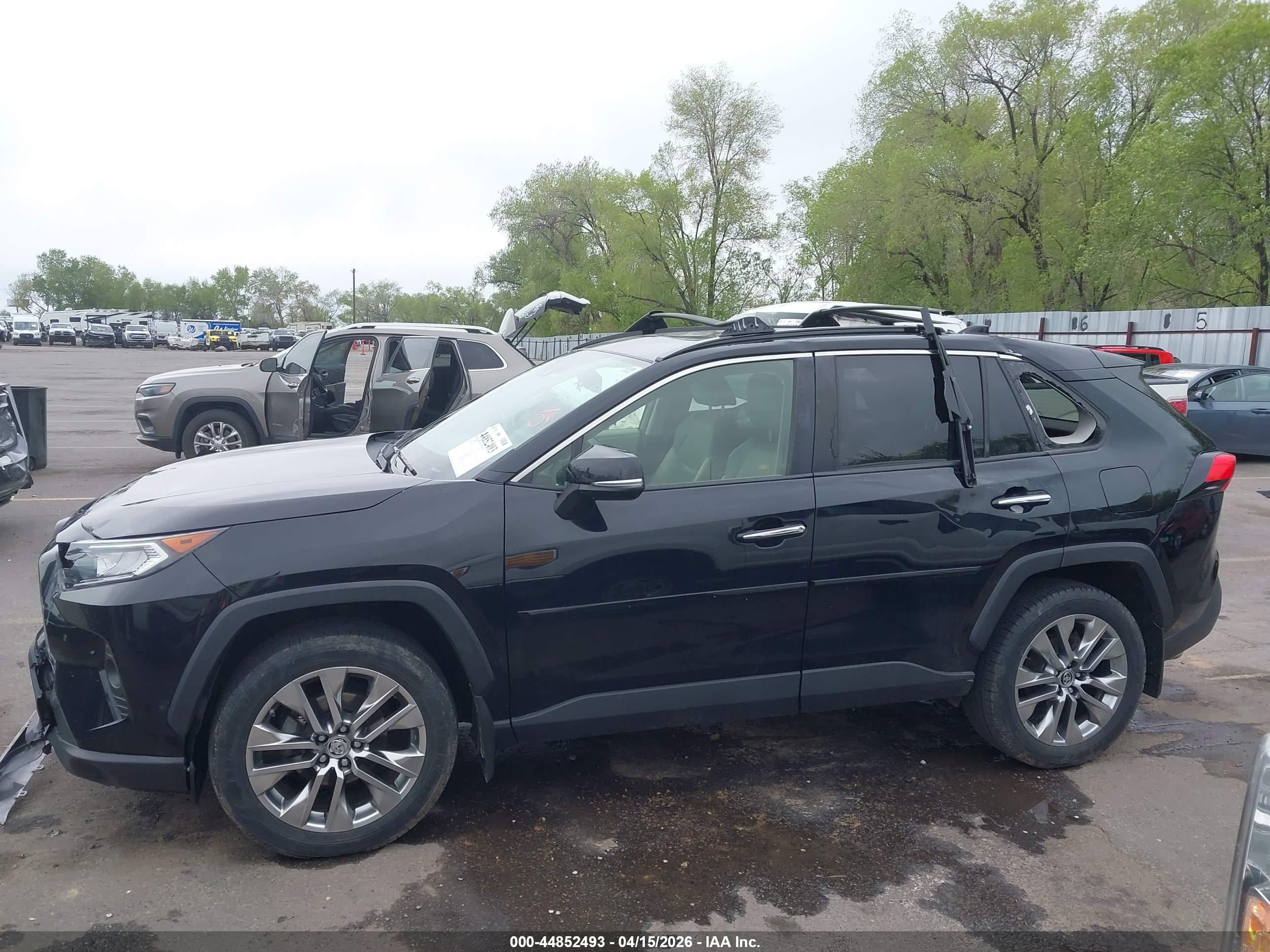 2019 TOYOTA RAV4 LIMITED
