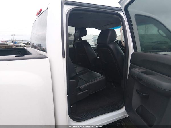2012 CHEVROLET SILVERADO 1500 LT — I8