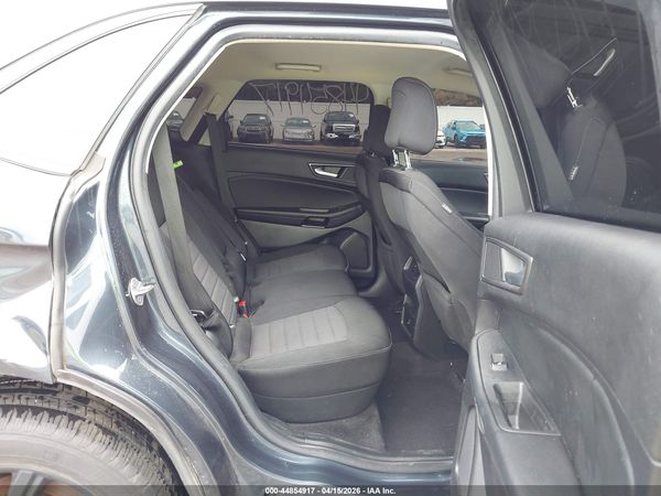 2022 FORD EDGE SE — I8