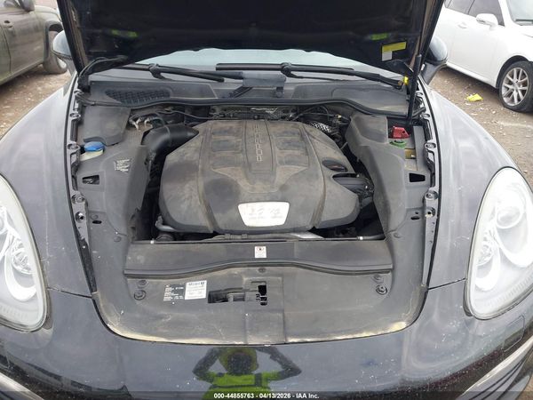 2013 PORSCHE CAYENNE DIESEL