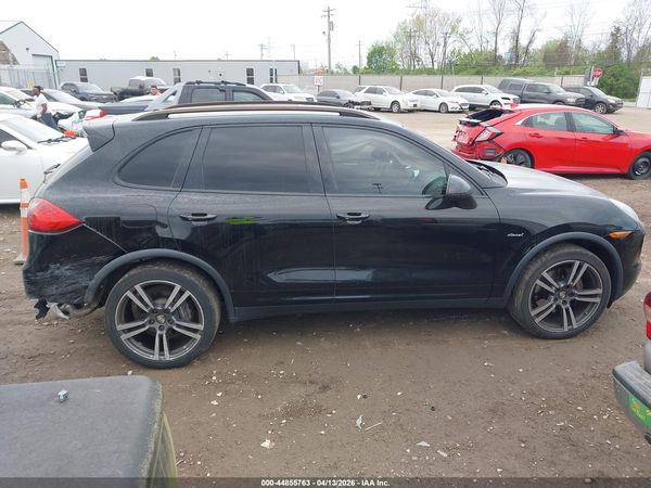 2013 PORSCHE CAYENNE DIESEL