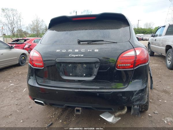 2013 PORSCHE CAYENNE DIESEL