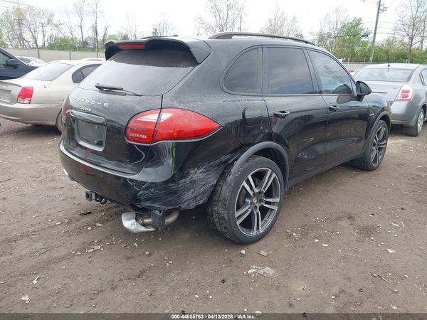 2013 PORSCHE CAYENNE DIESEL