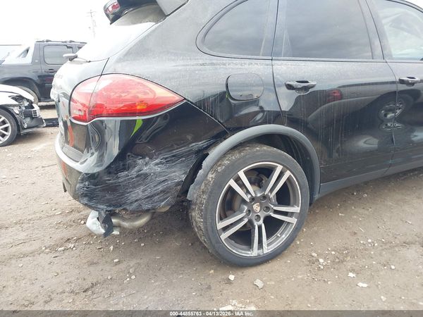 2013 PORSCHE CAYENNE DIESEL