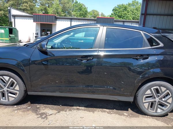 2023 HYUNDAI KONA ELECTRIC SE