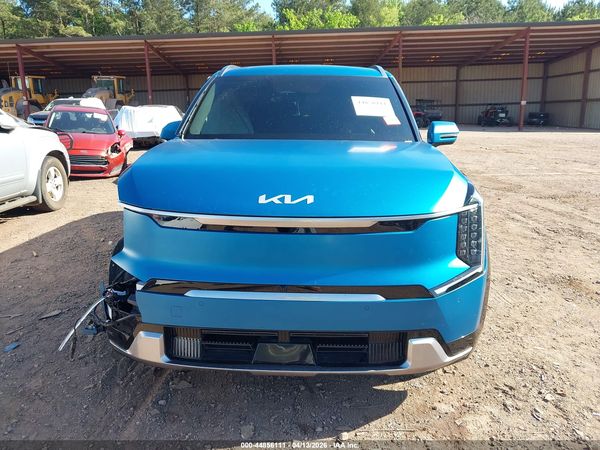 2024 KIA EV9 LAND