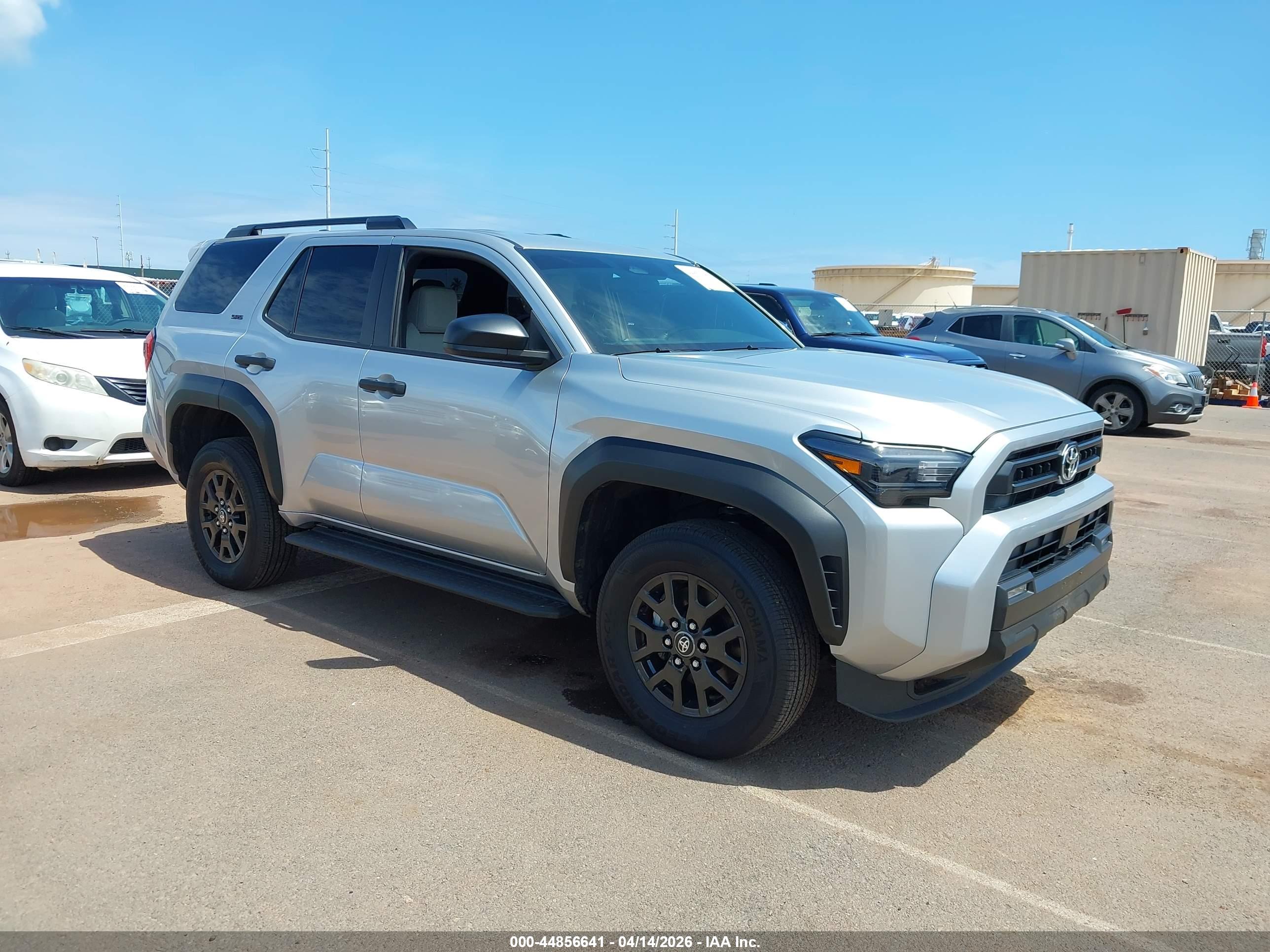 2026 TOYOTA 4RUNNER SR5
