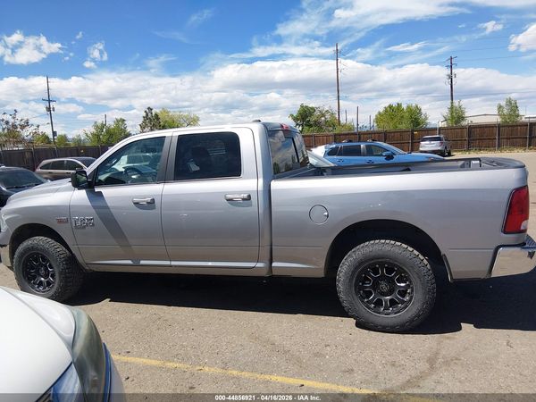 2020 RAM 1500 CLASSIC SLT  4X4 6'4 BOX