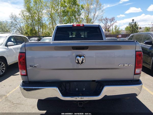 2020 RAM 1500 CLASSIC SLT  4X4 6'4 BOX