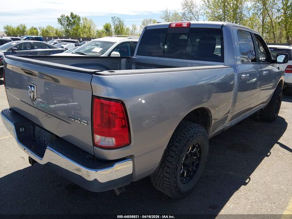2020 RAM 1500 CLASSIC SLT  4X4 6'4 BOX