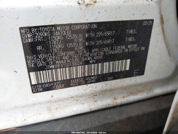 2025 TOYOTA RAV4 XLE
