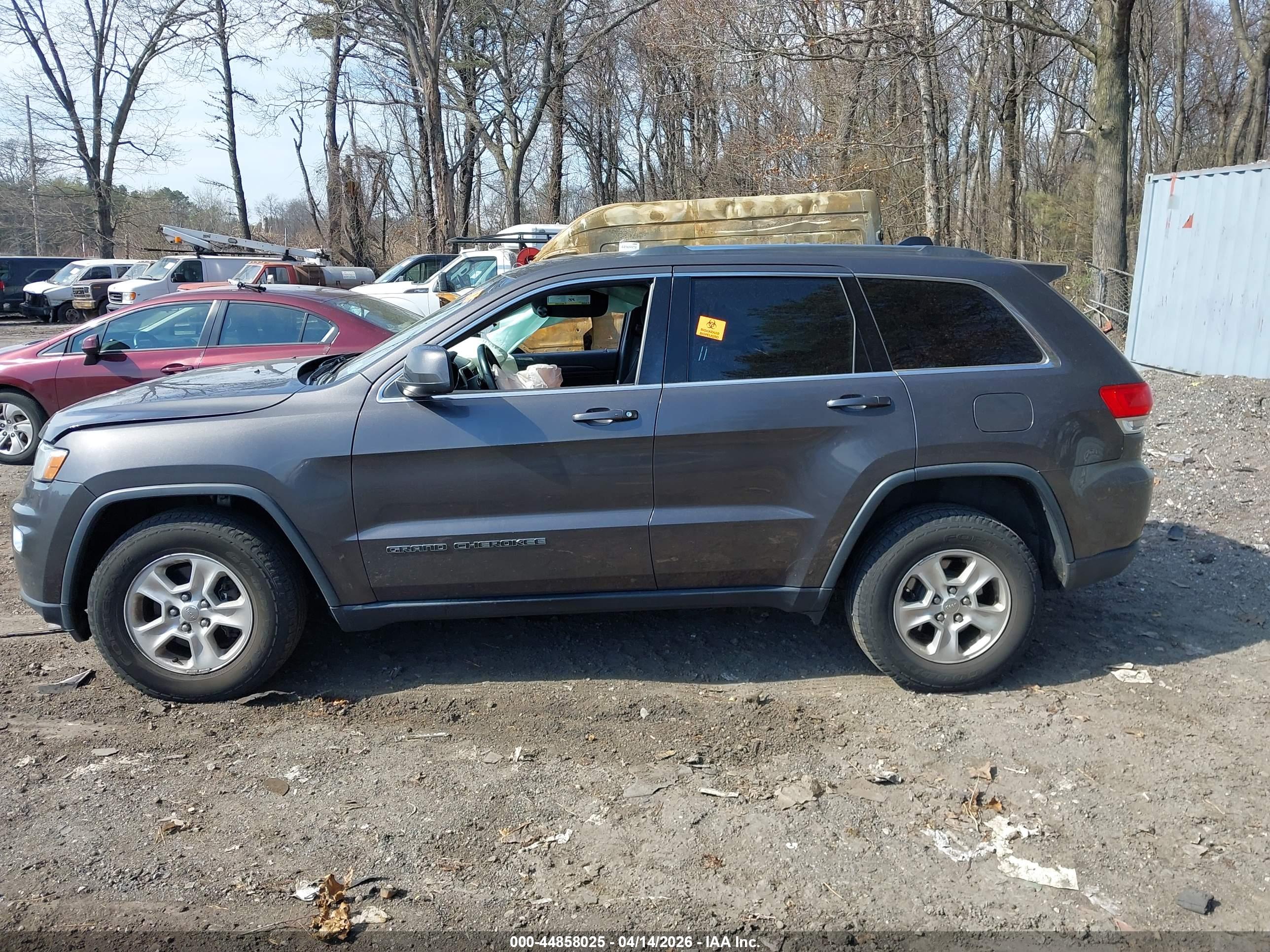 2017 JEEP GRAND CHEROKEE LAREDO 4X4