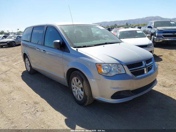 2018 DODGE GRAND CARAVAN SE