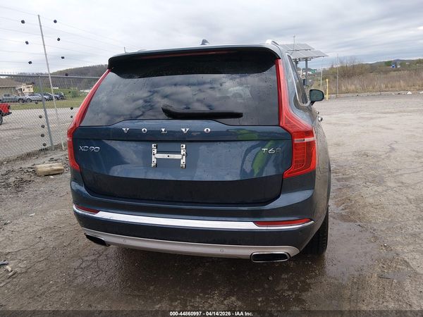 2021 VOLVO XC90