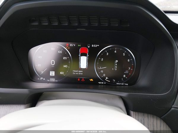 2021 VOLVO XC90