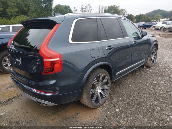 2021 VOLVO XC90