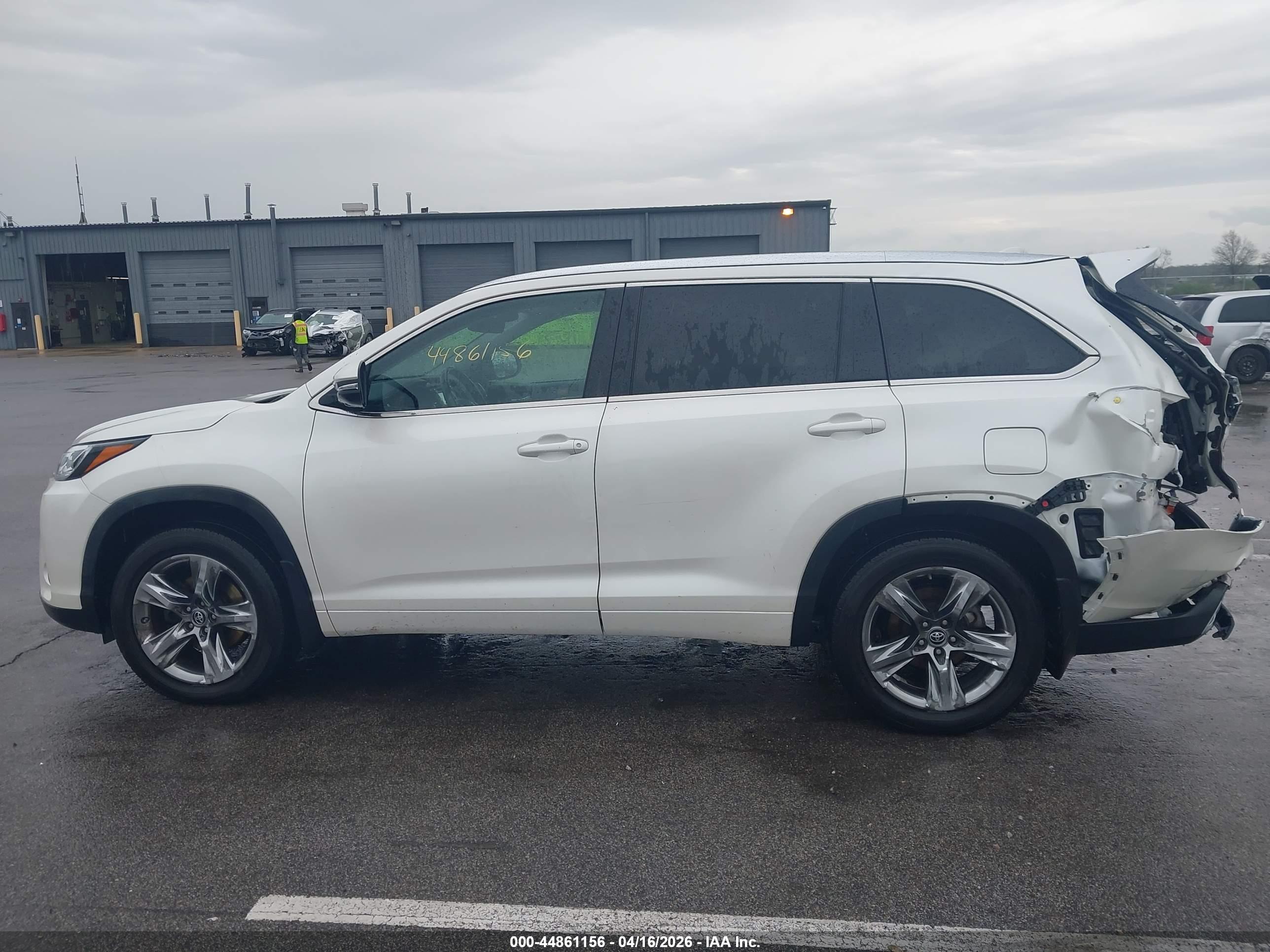 2019 TOYOTA HIGHLANDER LIMITED PLATINUM