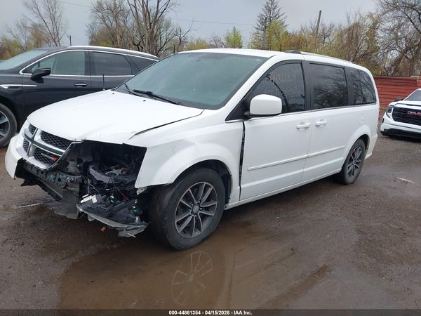 2017 DODGE GRAND CARAVAN SXT — I2