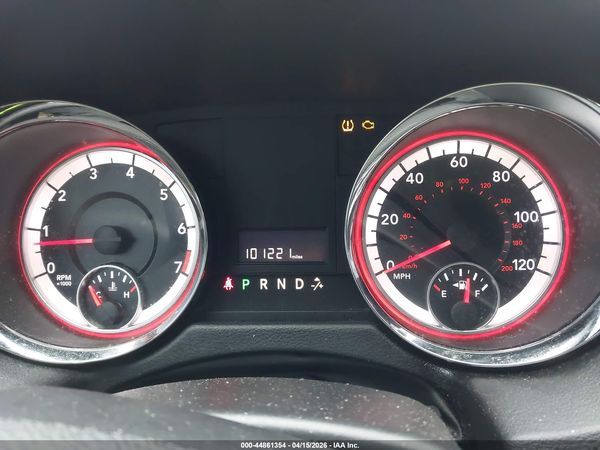 2017 DODGE GRAND CARAVAN SXT — I7