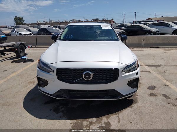 2024 VOLVO S60 B5 CORE DARK THEME