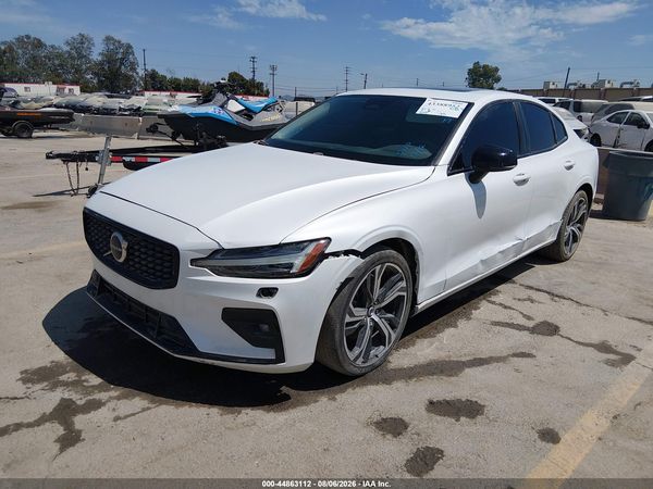 2024 VOLVO S60 B5 CORE DARK THEME
