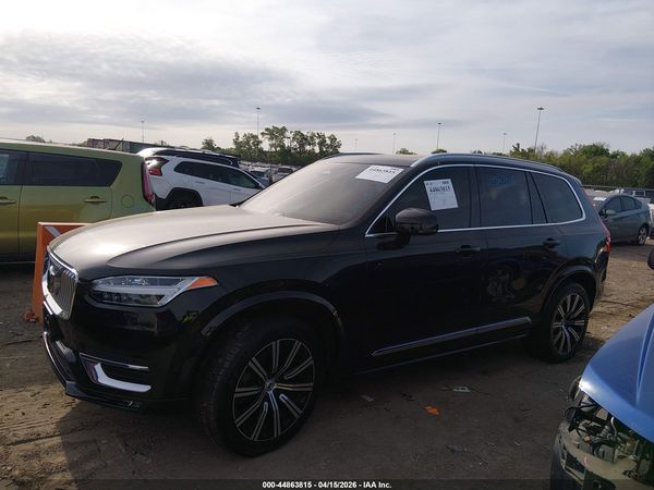 2023 VOLVO XC90 B6 PLUS 7-SEATER