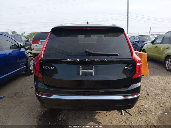2023 VOLVO XC90 B6 PLUS 7-SEATER