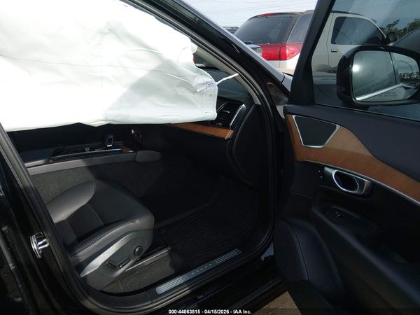 2023 VOLVO XC90 B6 PLUS 7-SEATER