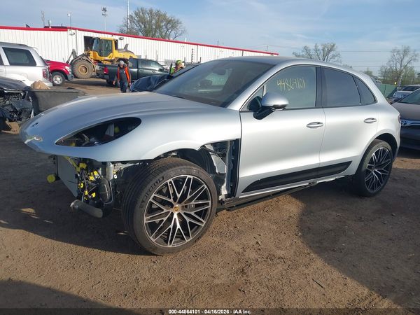 2026 PORSCHE MACAN T