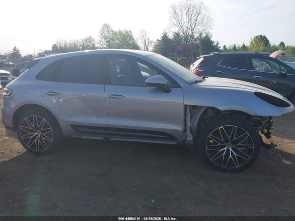 2026 PORSCHE MACAN T