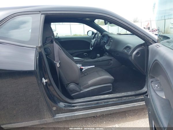 2019 DODGE CHALLENGER SXT