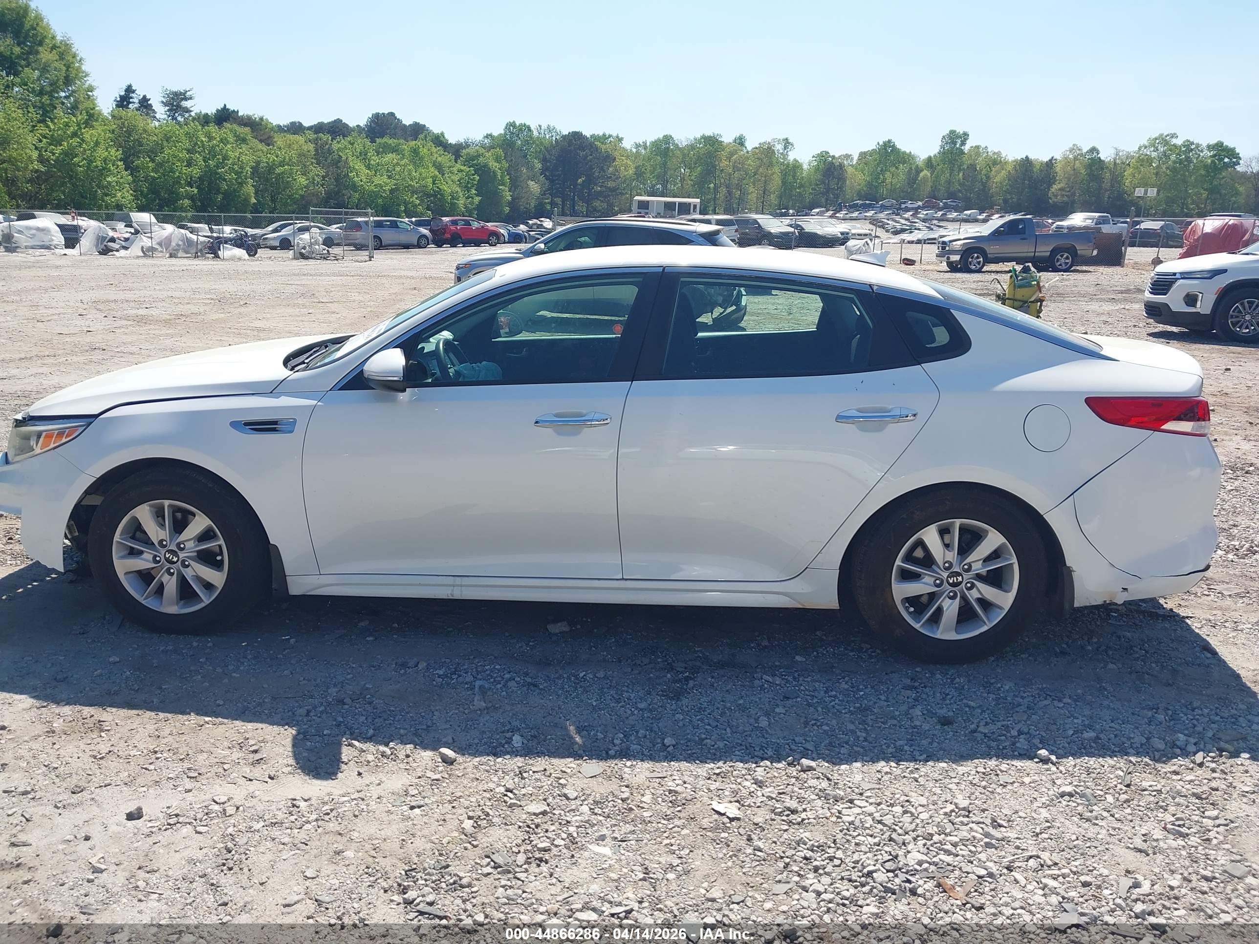 2016 KIA OPTIMA LX