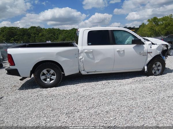 2019 RAM 1500 CLASSIC SLT  4X4 6'4 BOX