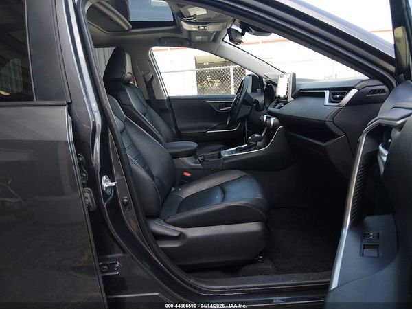 2020 TOYOTA RAV4 HYBRID LIMITED