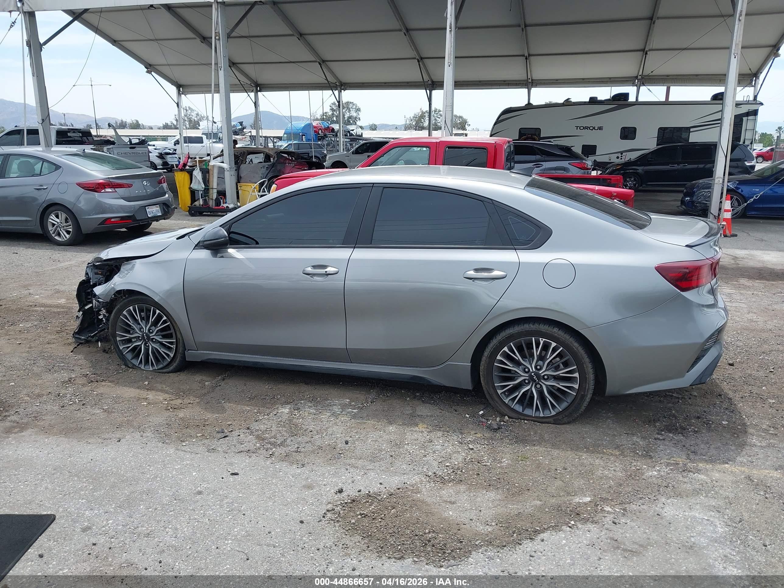 2023 KIA FORTE GT-LINE