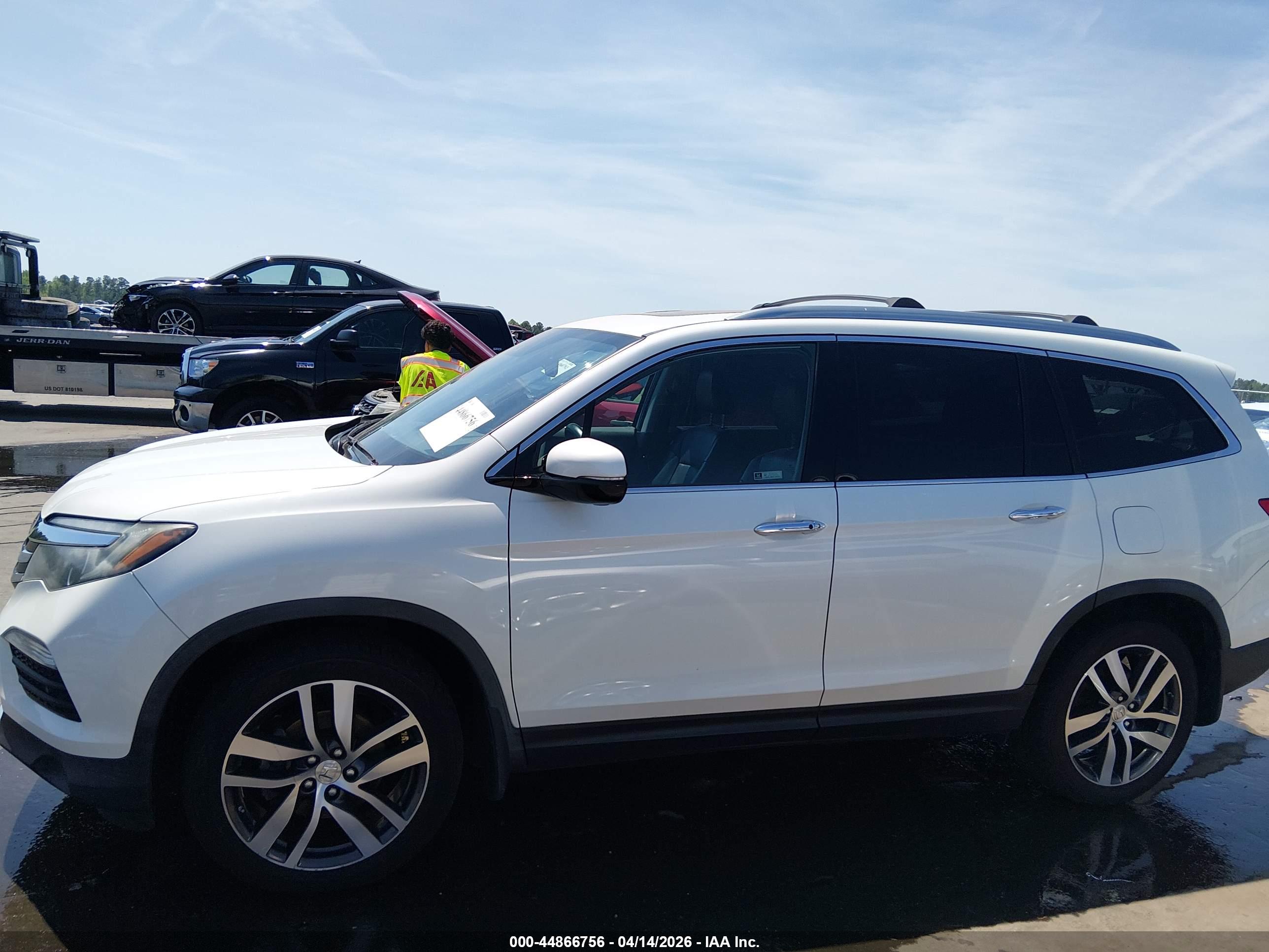 2017 HONDA PILOT TOURING