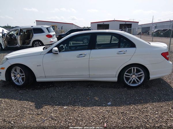 2012 MERCEDES-BENZ C 250 SPORT