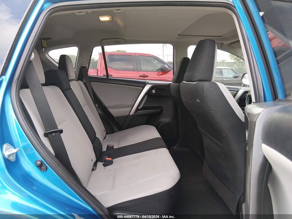2016 TOYOTA RAV4 XLE
