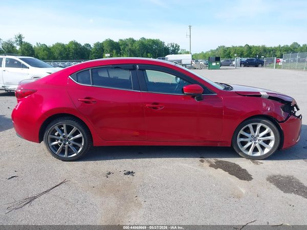 2018 MAZDA MAZDA3 TOURING