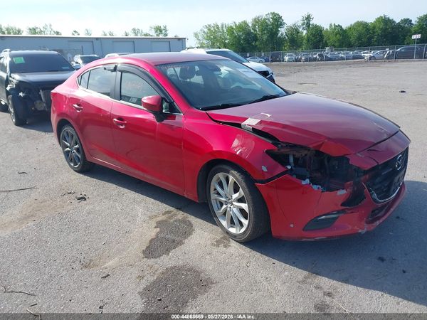 2018 MAZDA MAZDA3 TOURING