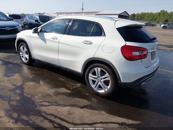 2016 MERCEDES-BENZ GLA 250 4MATIC
