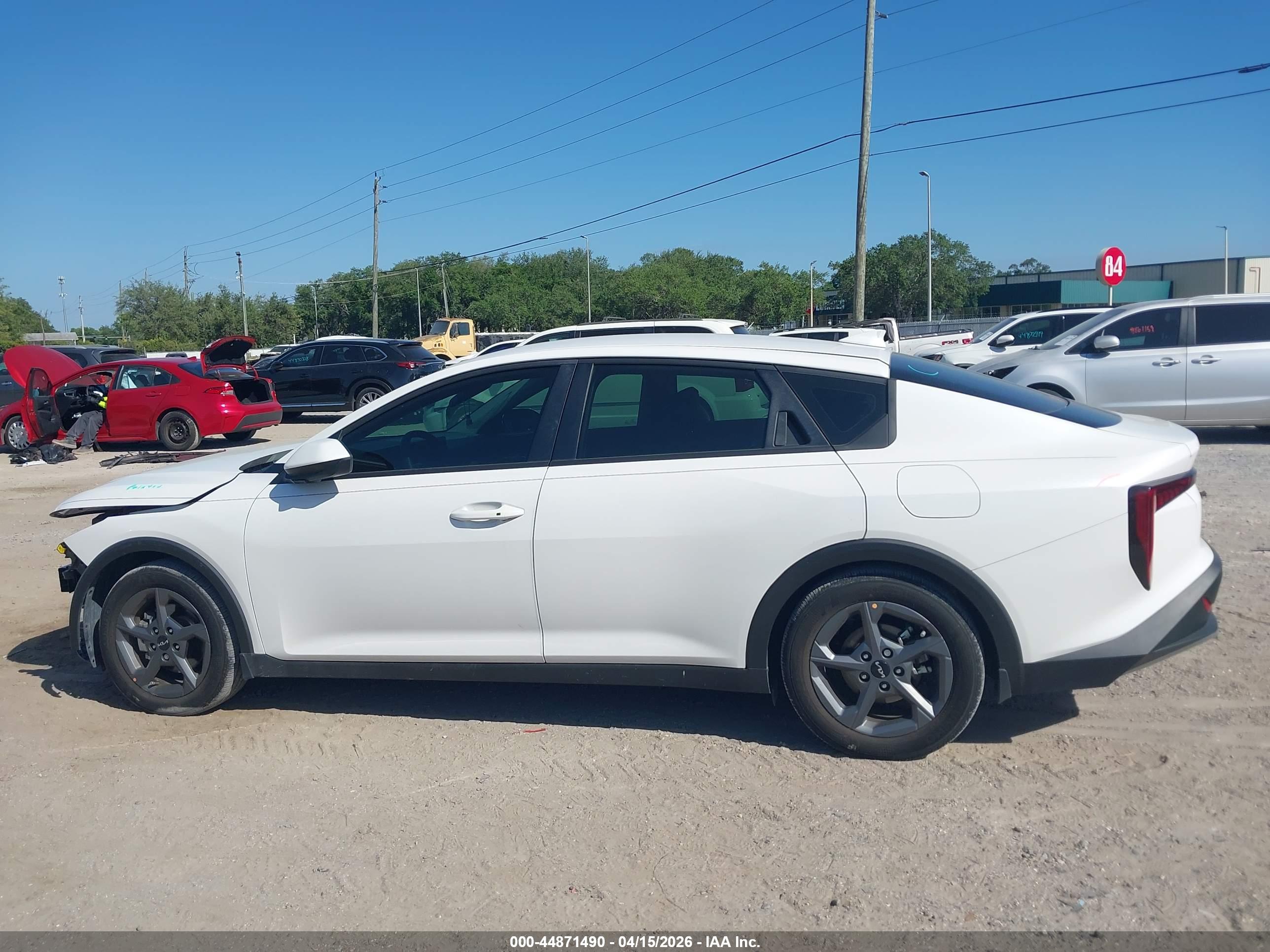 2025 KIA K4 LXS