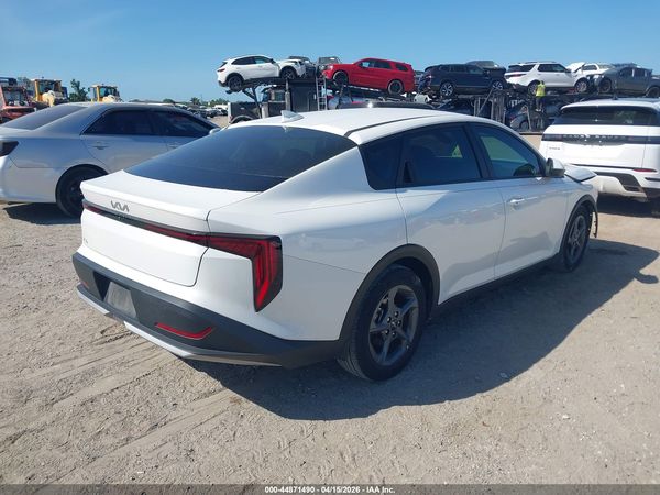 2025 KIA K4 LXS