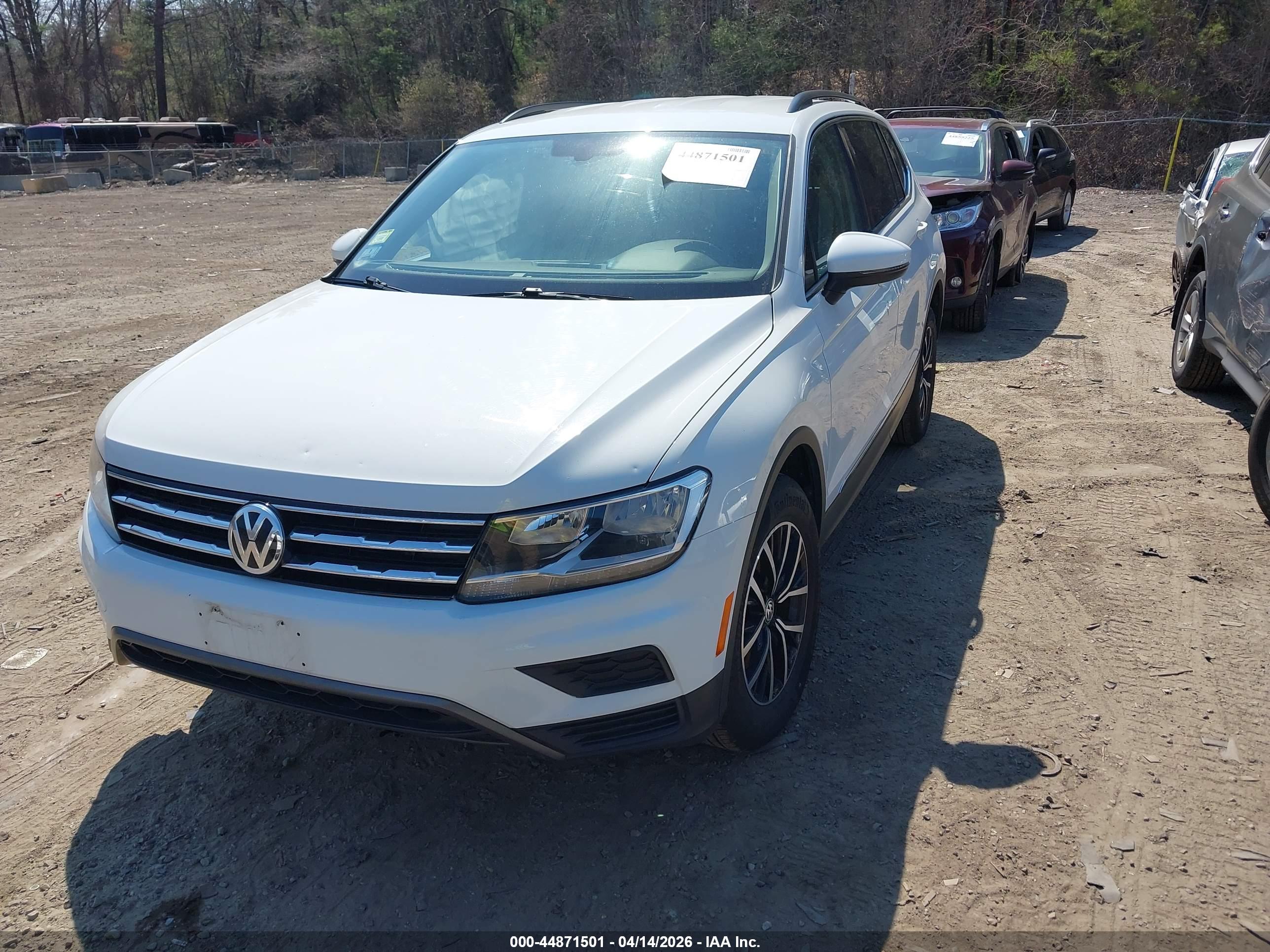2021 VOLKSWAGEN TIGUAN — I2